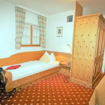 Alpenpanoramahotel Kohlhiasl-hoeh فندق *